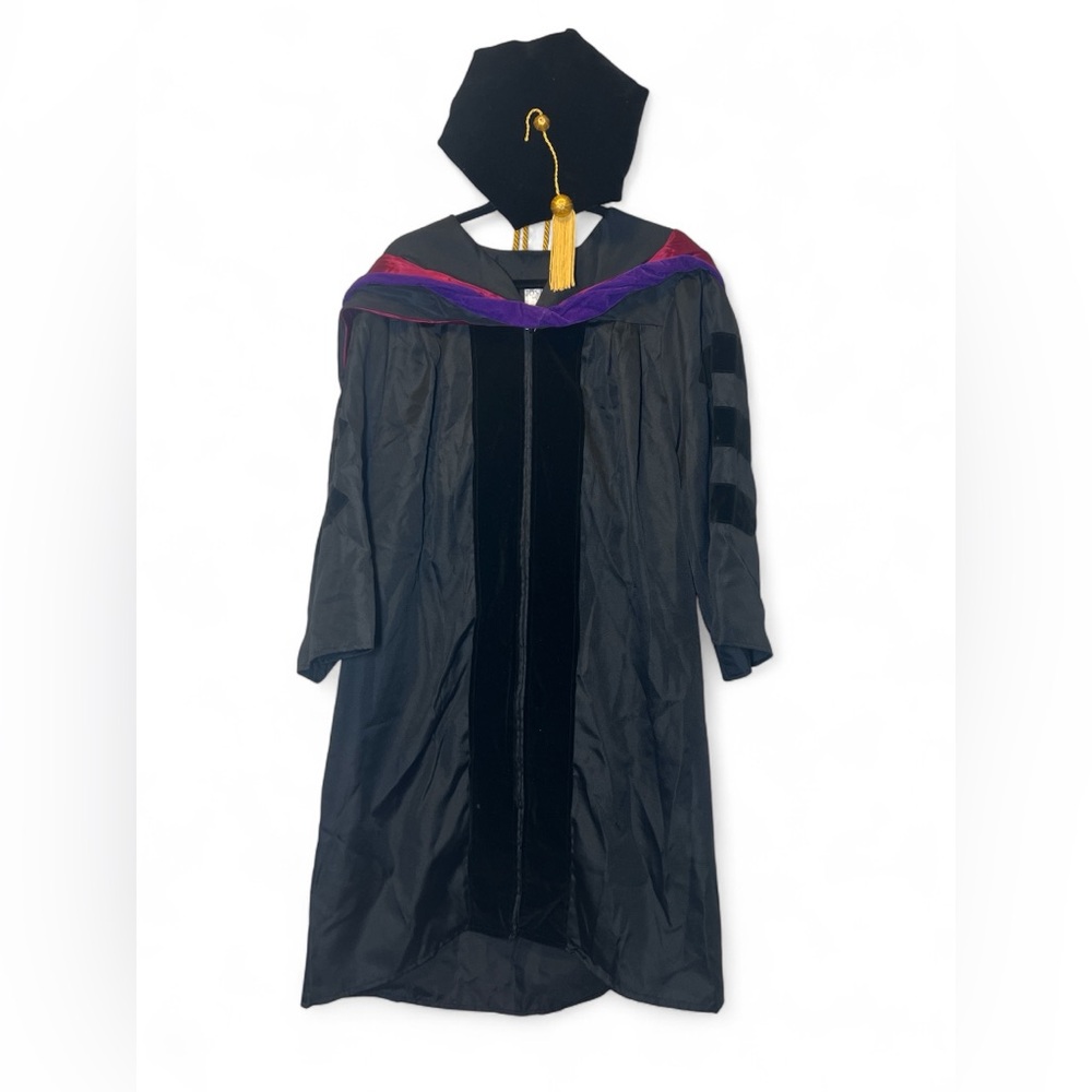 Elegant Black Academic Gown with Cap